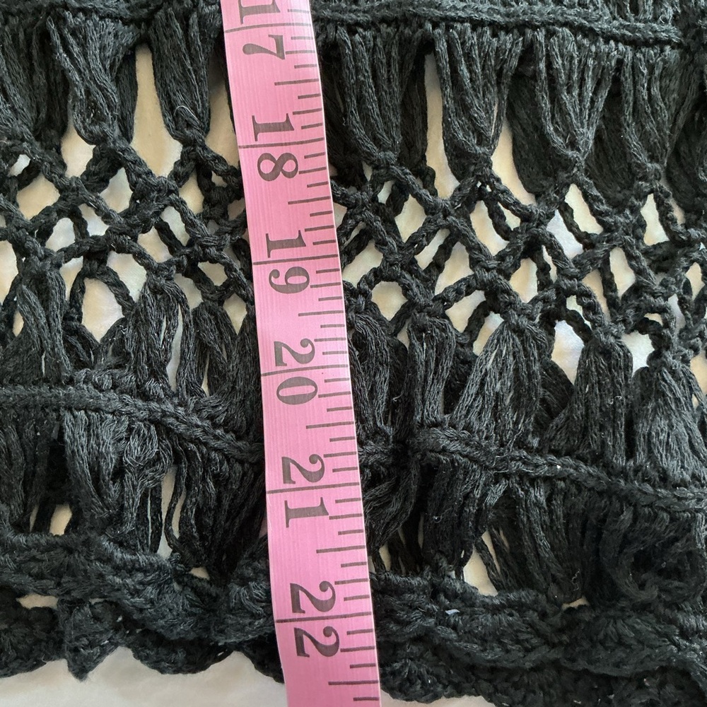 NWT Full Tilt Tillys Black Short Sleeve Open Weave Sweater Top Size Medium Sheer - Picture 4 of 6